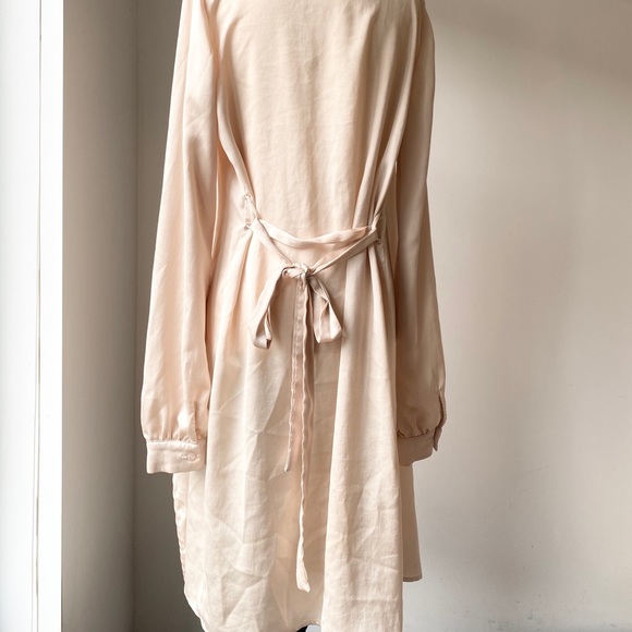 Lock & Key silky satin robe cardigan - Picture 9 of 13